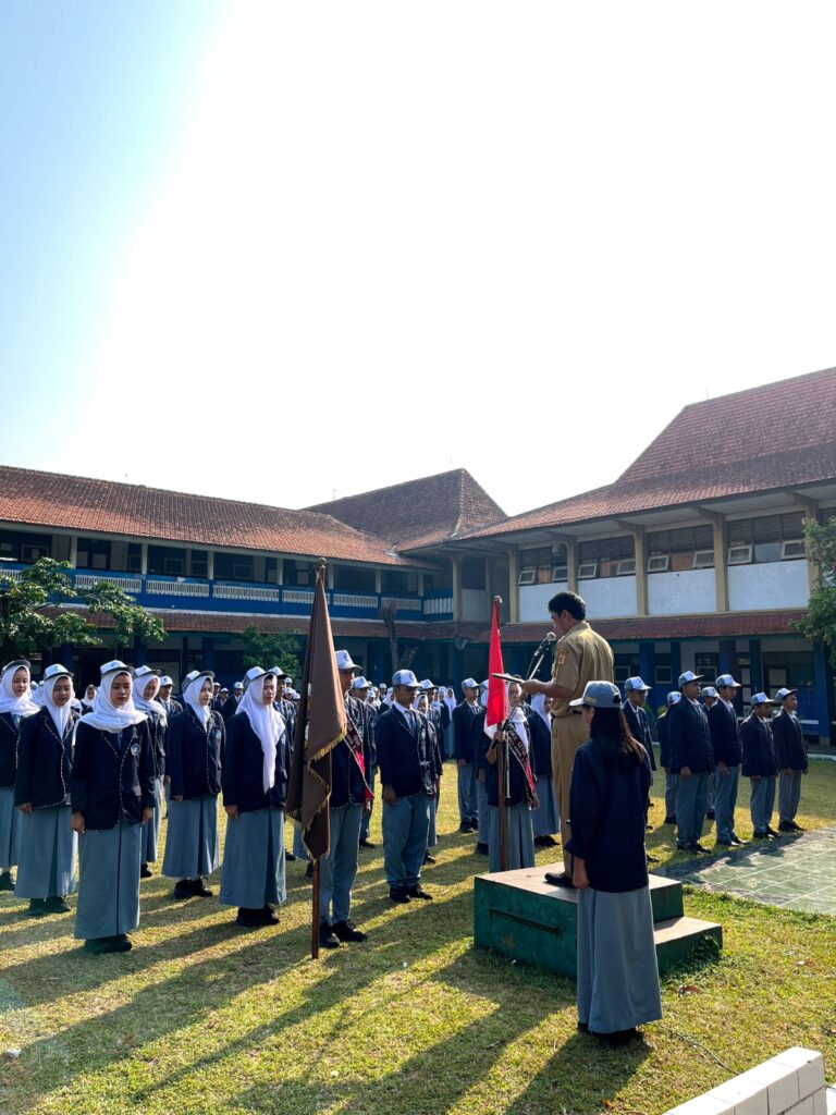 Serah Terima Jabatan OSIS 2025/2026
