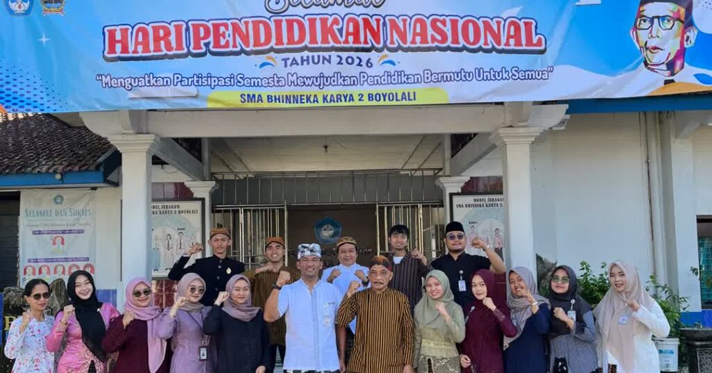 SMA Bhinneka Karya 2 Boyolali Gelar Upacara Hari Pendidikan Nasional 2026